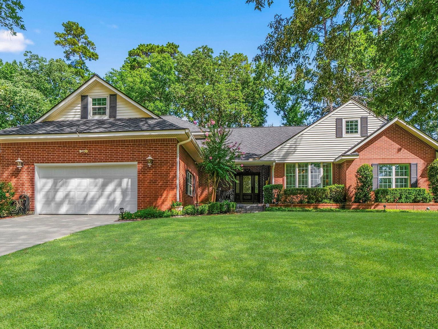13438 Hilton Head Dr
