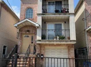 332 S Park St, Elizabeth, NJ 07206