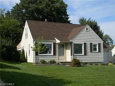 85 Helena Dr photo 1