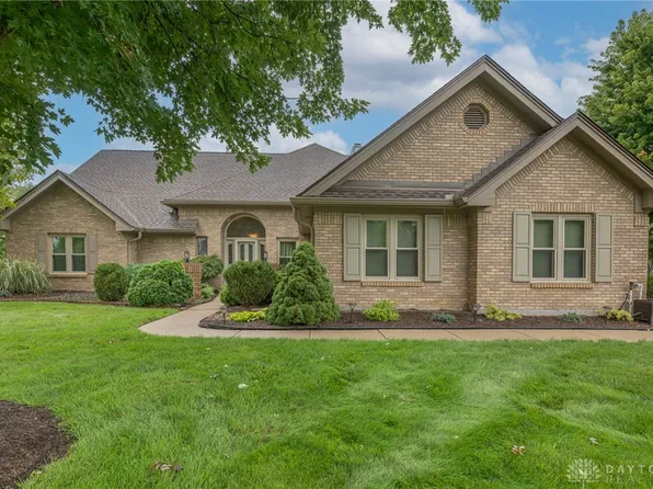 2400 Hickory Bark Dr, Dayton, OH 45458