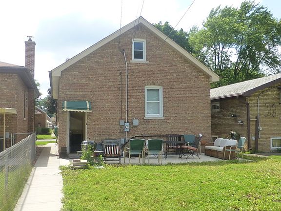 4th image of 3525 Cuyler Ave