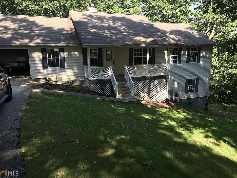 2nd image of 97 Stone Ridge Pl