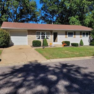 1013 Karen Ln, Washington, MO, 63090