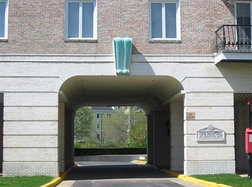 3rd image of 100 Marina Dr APT 321