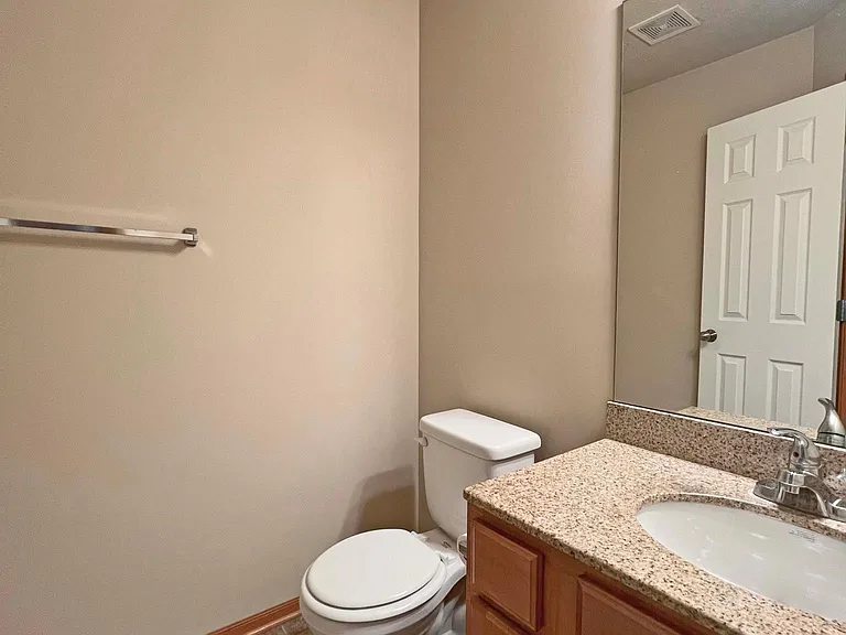 1754 N 177th Plz — Photo 4