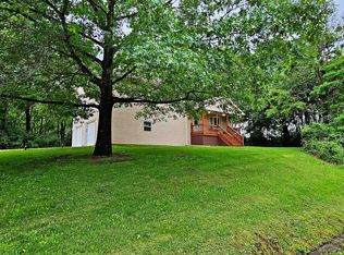 1 Wherry Dr, Putnam, IL 61560