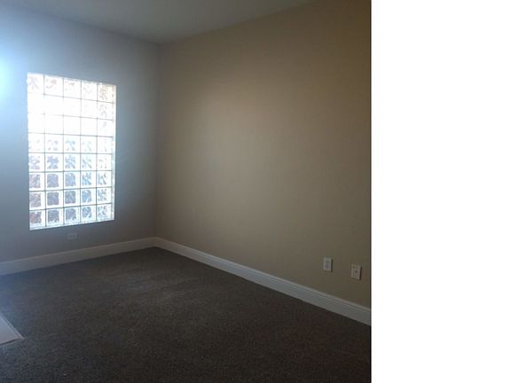 3rd image of 4160 Castilla Cir APT 204