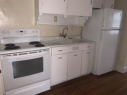 2nd image of 346 Montford Ave APT 5