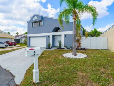 5 Compton Way, Boynton Beach, FL, 33426