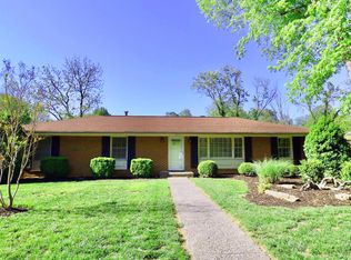 5241 Cave Spring Ln, Roanoke, VA 24018