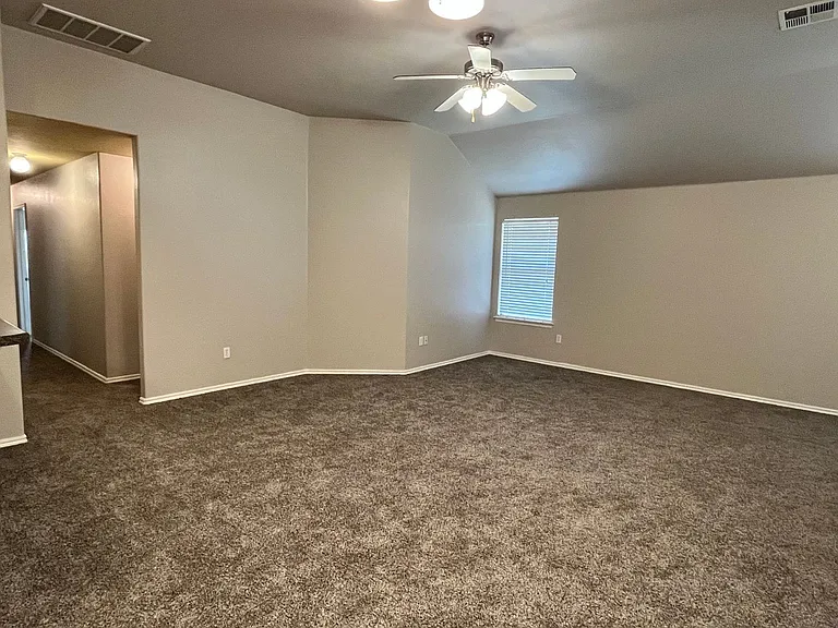 1703 Everglade Ct — Photo 3