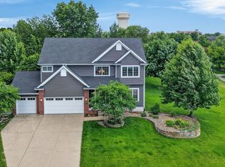 12494 Sunset Ter, Clive, IA 50325
