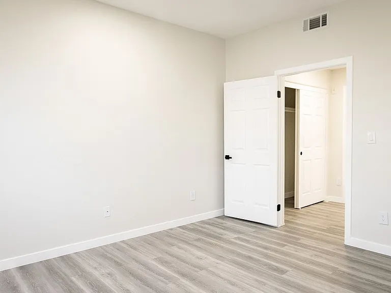 2820 Sawtelle Blvd — Photo 107
