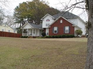 180 Longshore Dr, Anniston, AL 36206