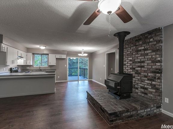 4th image of 5242 Twin Cedars Dr