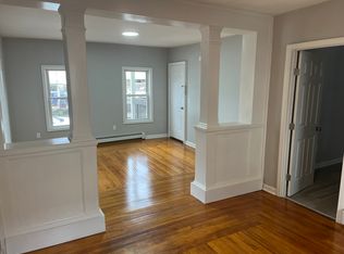 13 Park St APT 2, Webster, MA 01570