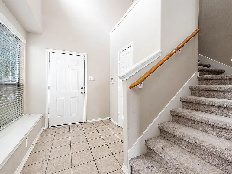 12415 Oriole Lake Way — Photo 7