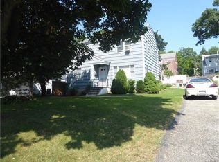 4 Wyman St, Rye Brook, NY 10573