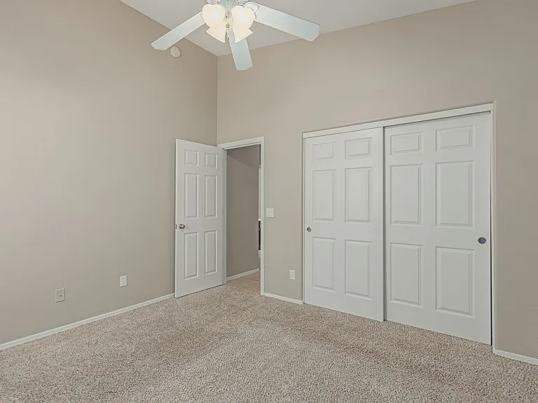 2206 W Fawn Dr — Photo 26