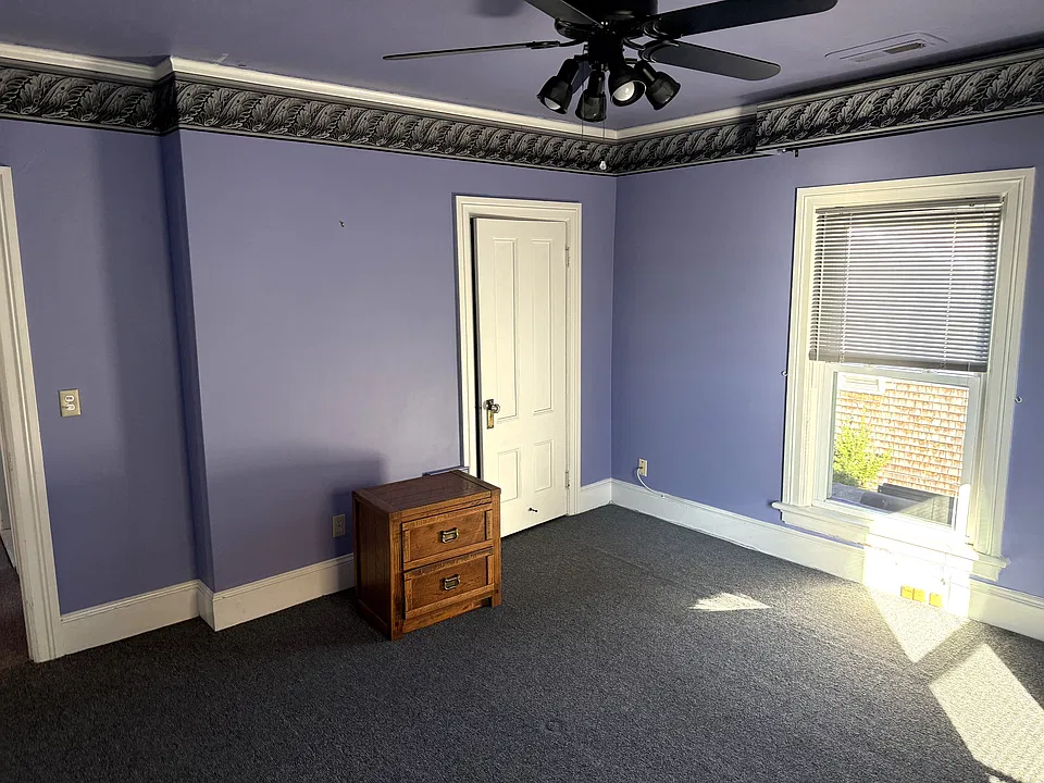 1430 Main St #2