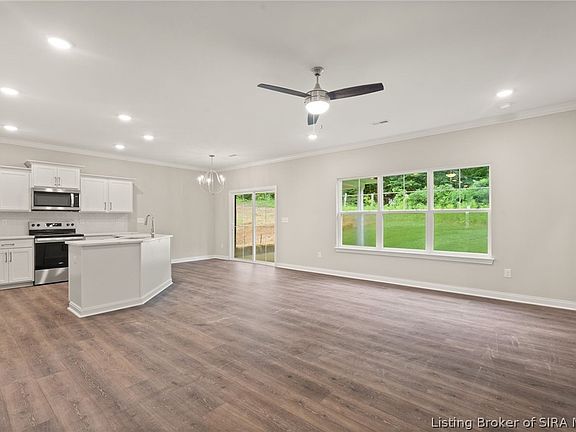 5th image of 833 Kings Court