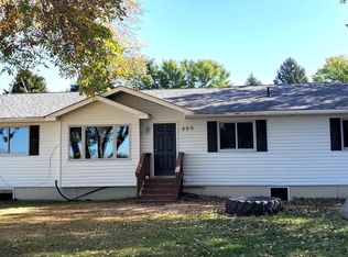 608 14th St, Clarkfield, MN 56223