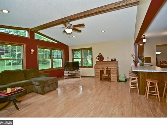 2nd image of 3209 Skyview Dr