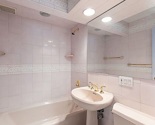2nd image of 8901 Shore Rd APT 3A