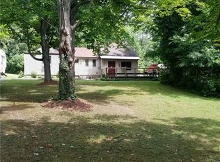 32 Gardenier Rd, Oswego, NY 13126