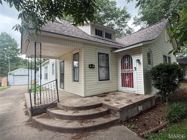 804 Ferguson Ave, Caruthersville, MO 63830