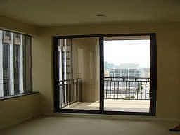 2nd image of 1200 Main St APT 1407