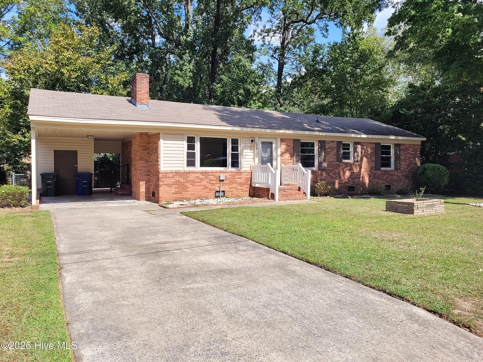 3 bed, 2.5 bath, 1418 sqft, $2,500 — Photo 1