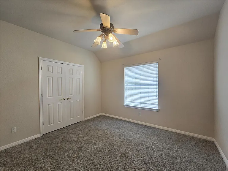 10620 Chestnut Ridge Rd — Photo 13