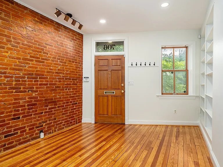 706 Rhode Island Ave NW — Photo 2