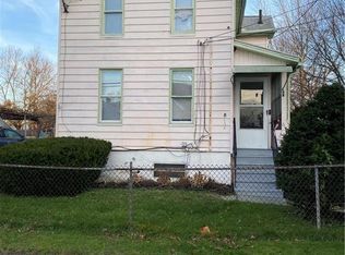 68 Heath St, Hartford, CT 06106