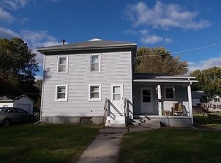 606 W 8th St, Sterling, IL 61081