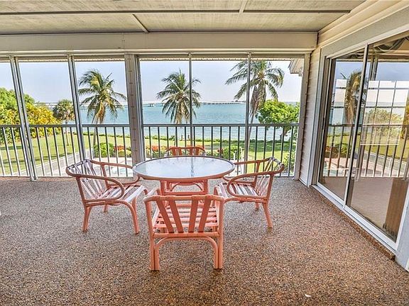 2nd image of 800 Sextant Dr APT 4