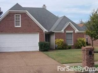2775 Van Leer Dr, Memphis, TN 38133