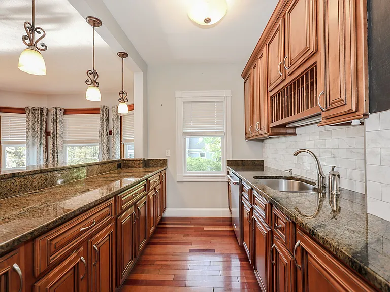 65 Hubbard St #2 — Photo 24