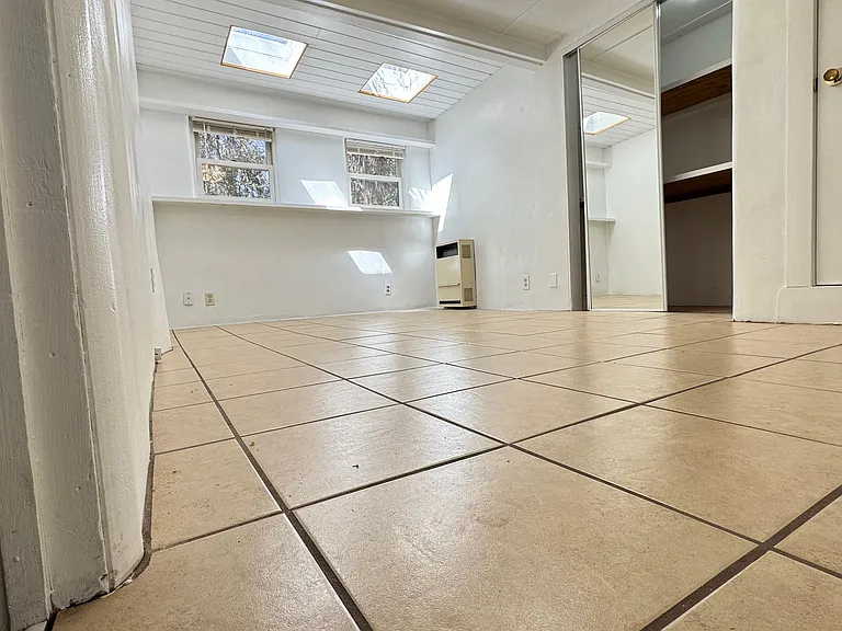 4910C Nicholas Pl — Photo 13