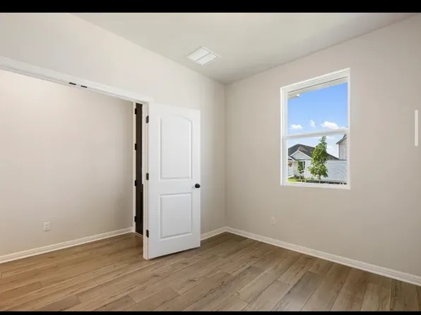 917 Palo Brea Loop, Hutto, TX 78634