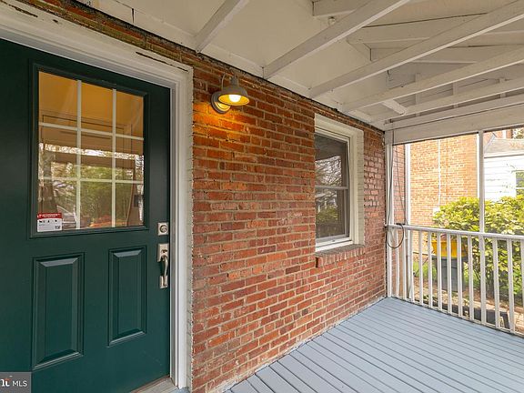 3rd image of 2310A Randolph Ave