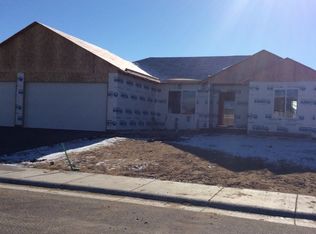 1733 Kalina Trl, Bar Nunn, WY 82601