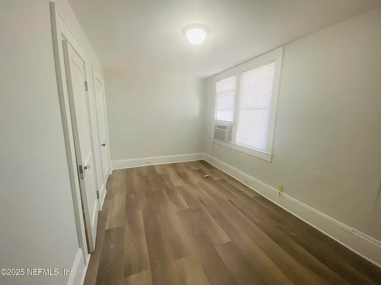 1653 Euclid St #1 — Photo 11