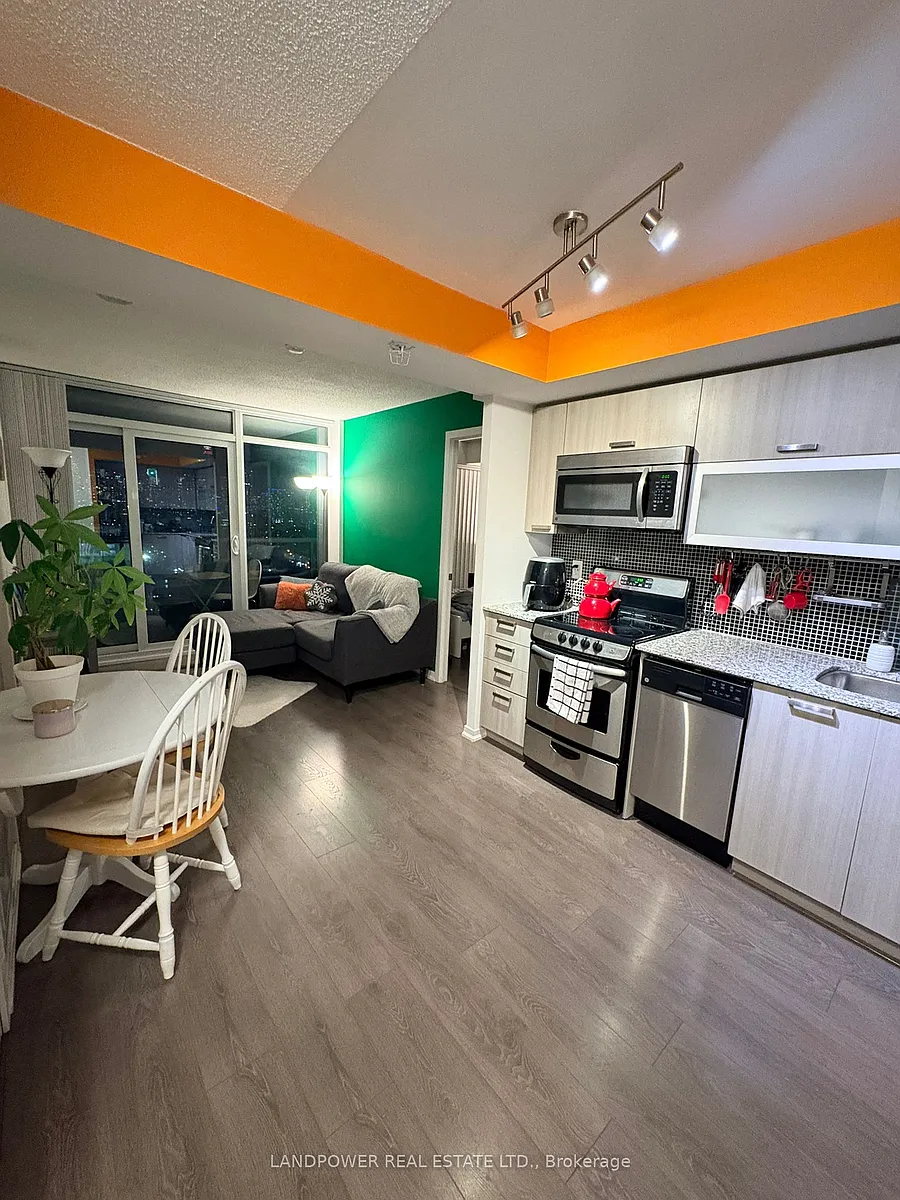 Building Photo - 36 Lisgar St #2216E