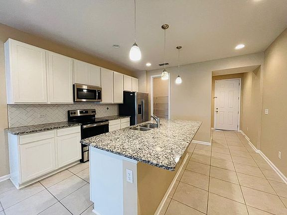 2nd image of 6356 Thatcher Ln