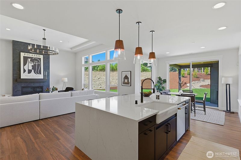 5th image of 14821 210th Avenue E #1504