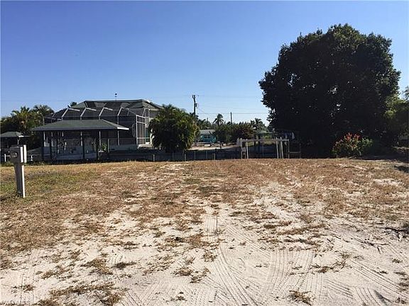 2nd image of 16140 Tortuga St