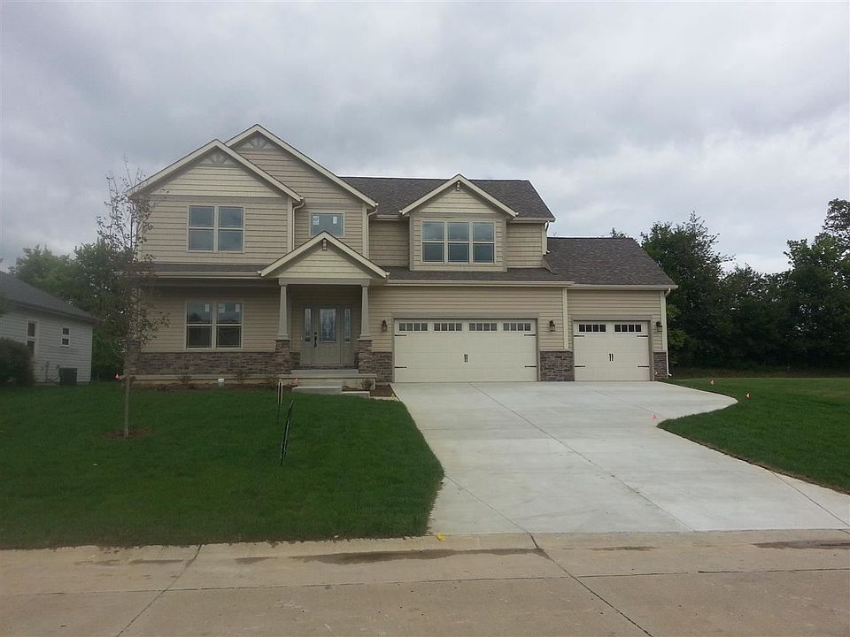 1st image of 900 N Admirals Pointe Dr