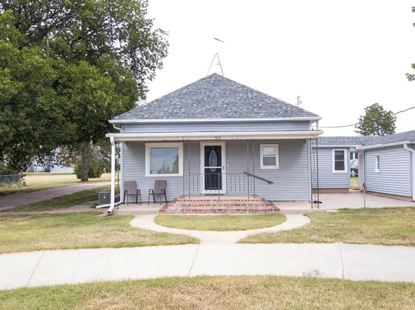 512 9th St, Alma, NE 68920